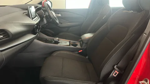 NISSAN QASHQAI 1.3 DiG-T MH 158 Acenta Premium Xtronic