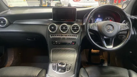 MERCEDES-BENZ GLC COUPE GLC 220d 4Matic Sport Premium 9G-Tronic