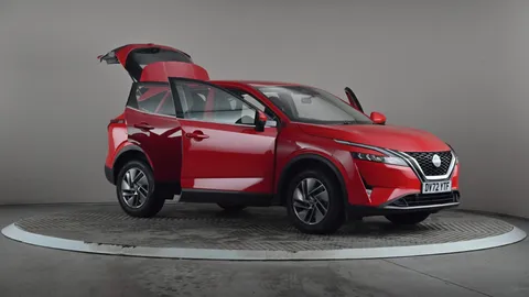 NISSAN QASHQAI 1.3 DiG-T MH 158 Acenta Premium Xtronic