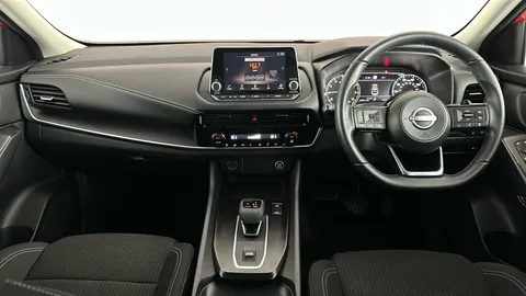 NISSAN QASHQAI 1.3 DiG-T MH 158 Acenta Premium Xtronic