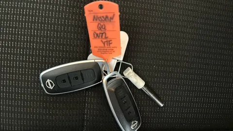 NISSAN QASHQAI 1.3 DiG-T MH 158 Acenta Premium Xtronic