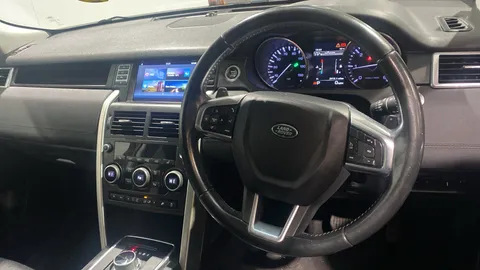 LAND ROVER DISCOVERY SPORT 2.2 SD4 SE Tech Auto