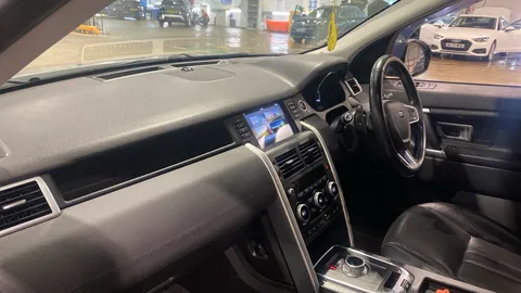 LAND ROVER DISCOVERY SPORT 2.2 SD4 SE Tech Auto