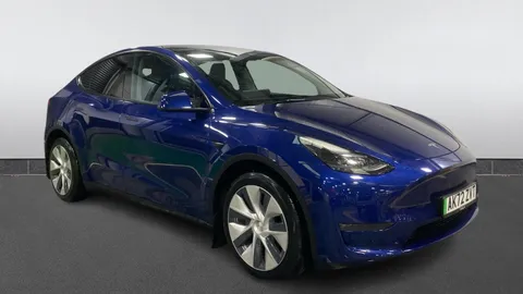 TESLA MODEL Y Long Range AWD Auto