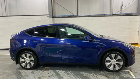 TESLA MODEL Y Long Range AWD Auto