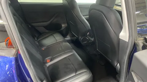 TESLA MODEL Y Long Range AWD Auto