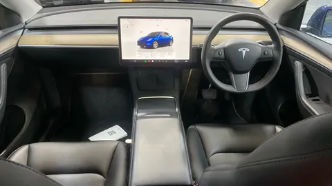 TESLA MODEL Y Long Range AWD Auto