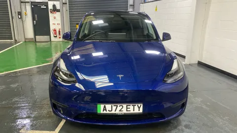 TESLA MODEL Y Long Range AWD Auto