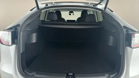 Tesla Model Y Rwd RWD Auto