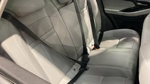 LAND ROVER RANGE ROVER EVOQUE 1.5 P300e SE Auto