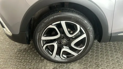 RENAULT CAPTUR 0.9 TCE 90 Iconic