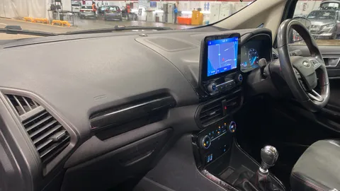 FORD ECOSPORT 1.0 EcoBoost 140 ST-Line