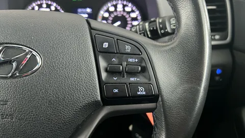 HYUNDAI TUCSON 1.6 GDi Blue Drive SE Nav 2WD