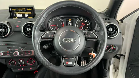 AUDI A1 1.4 TFSI S Line Nav