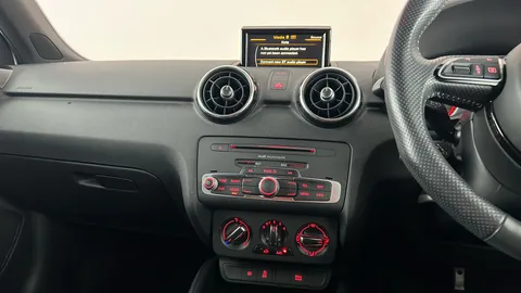 AUDI A1 1.4 TFSI S Line Nav