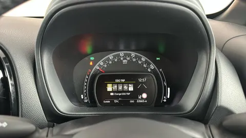 TOYOTA AYGO X 1.0 VVT-i Edge