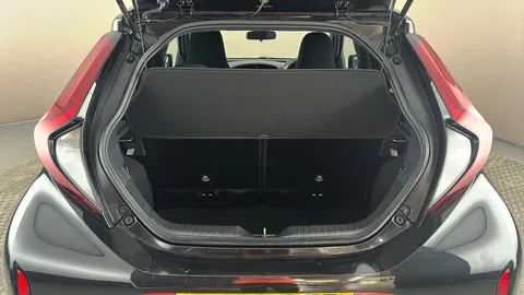 TOYOTA AYGO X 1.0 VVT-i Edge