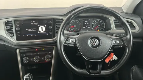 VOLKSWAGEN T-ROC 1.0 TSI SE