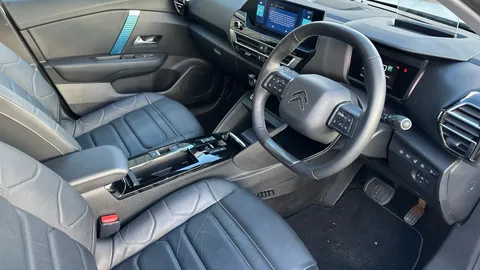 CITROEN C4 100kW Shine Plus 50kWh Auto