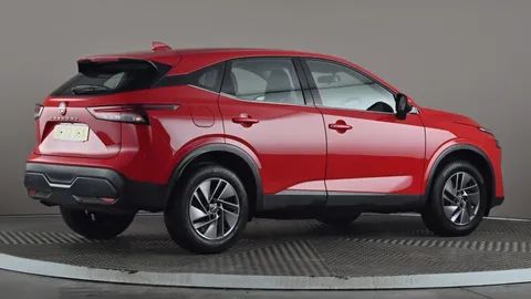 NISSAN QASHQAI 1.3 DiG-T MH Acenta Premium