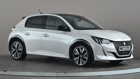 PEUGEOT 208 1.2 PureTech 100 GT