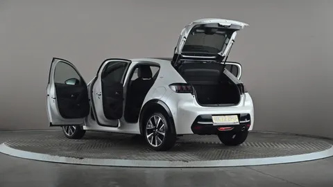 PEUGEOT 208 1.2 PureTech 100 GT