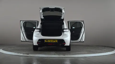 PEUGEOT 208 1.2 PureTech 100 GT