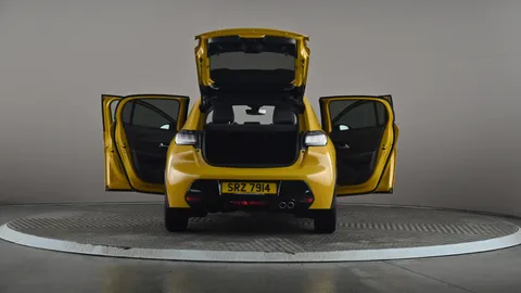 PEUGEOT 208 1.2 PureTech 130 GT EAT8