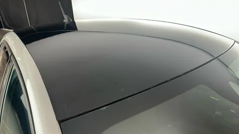 PEUGEOT 208 1.2 PureTech 100 GT