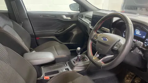 FORD FOCUS 1.0 EcoBoost ST-Line