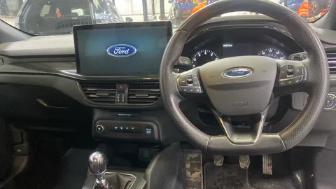 FORD FOCUS 1.0 EcoBoost ST-Line