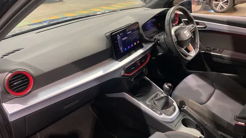 SEAT ARONA 1.0 TSI 110 FR