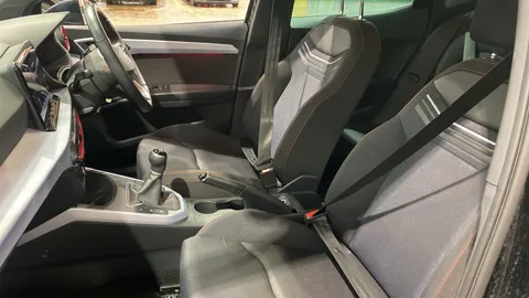 SEAT ARONA 1.0 TSI 110 FR