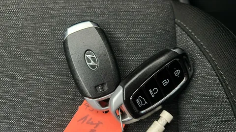 HYUNDAI KONA 100kW Premium 39kWh Auto