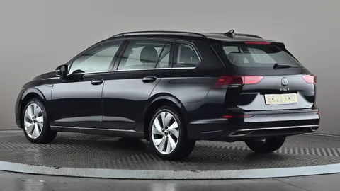 VOLKSWAGEN GOLF 1.5 eTSI Style DSG