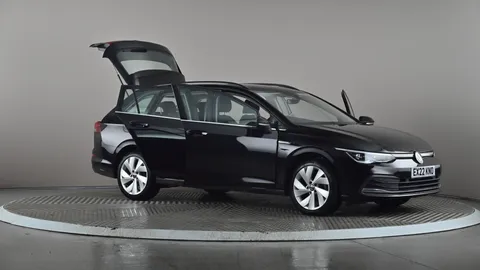 VOLKSWAGEN GOLF 1.5 eTSI Style DSG