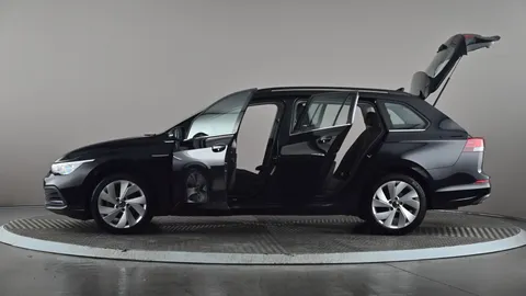 VOLKSWAGEN GOLF 1.5 eTSI Style DSG