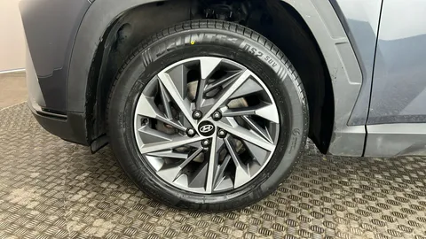 HYUNDAI TUCSON 1.6 TGDi Premium 2WD