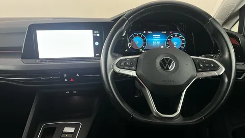 VOLKSWAGEN GOLF 1.5 eTSI Style DSG