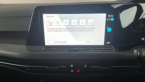 VOLKSWAGEN GOLF 1.5 eTSI Style DSG