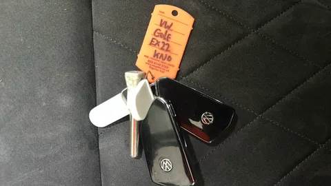 VOLKSWAGEN GOLF 1.5 eTSI Style DSG