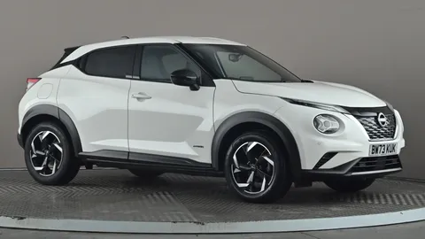 NISSAN JUKE 1.6 Hybrid N-Connecta Auto