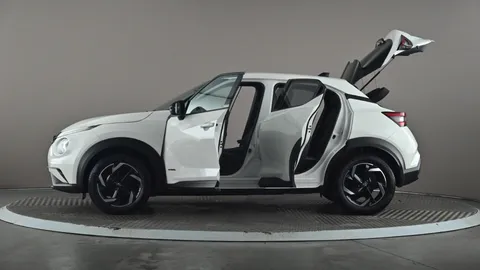NISSAN JUKE 1.6 Hybrid N-Connecta Auto