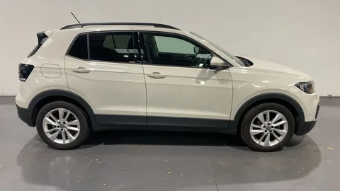 VOLKSWAGEN T-CROSS 1.0 TSI 110 Active DSG