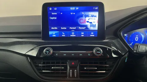 FORD KUGA 2.5 PHEV ST-Line Edition CVT