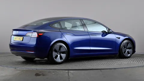 TESLA MODEL 3 Standard Plus Auto