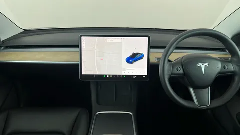 TESLA MODEL 3 Standard Plus Auto