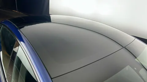 TESLA MODEL 3 Standard Plus Auto