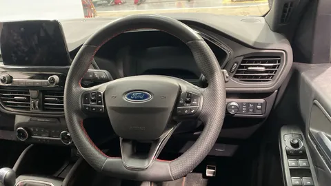 FORD KUGA 1.5 EcoBoost 150 ST-Line Edition