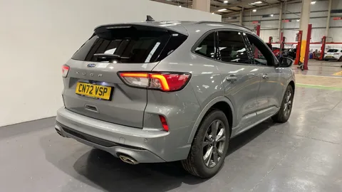 FORD KUGA 1.5 EcoBoost 150 ST-Line Edition